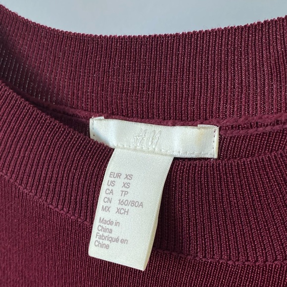 H&M Peplum Detail Knit Top - Picture 3 of 4